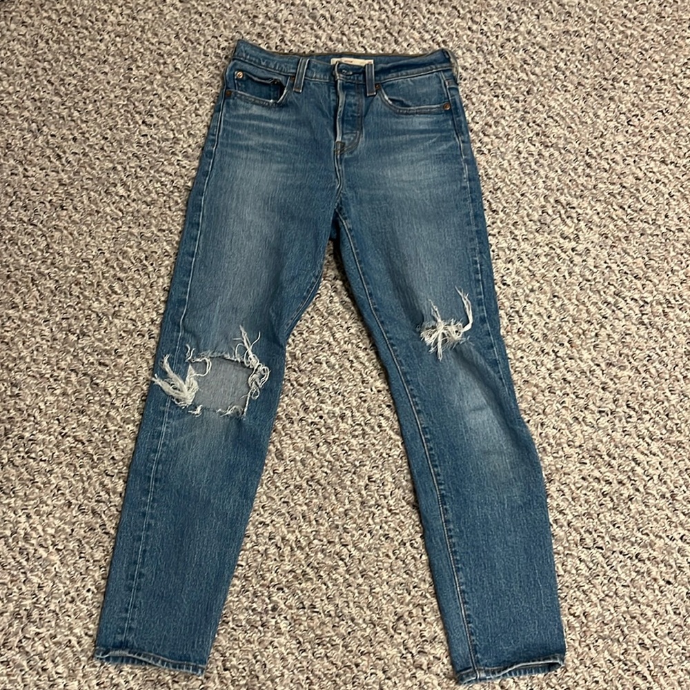 Levi’s wedgie size 25 jeans